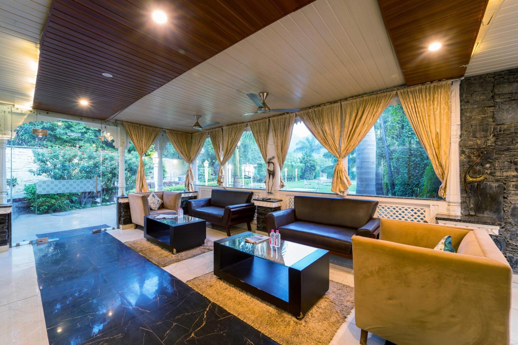 Treebo The Aravali Getaway Hotell Udaipur Exteriör bild
